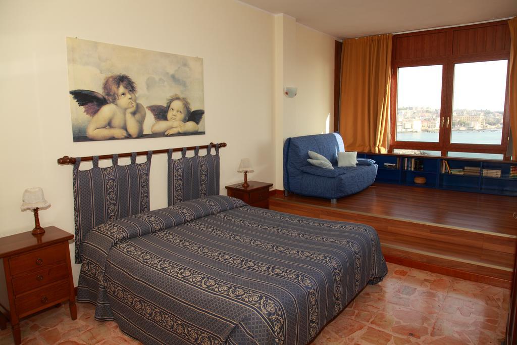 B&B Ortigia Sea View 锡拉库扎 客房 照片